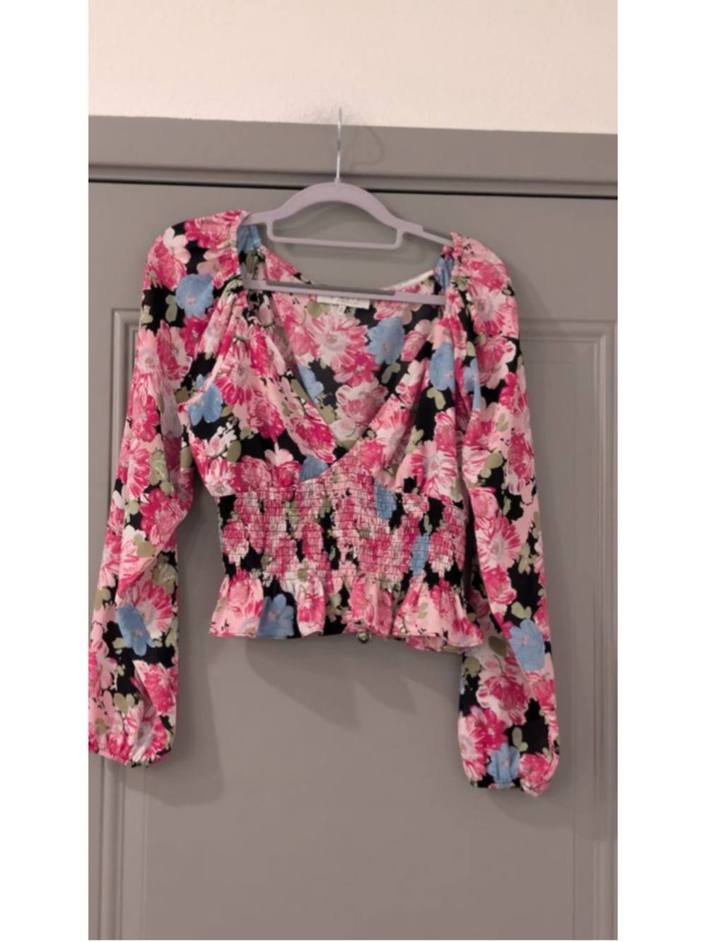 Women's WAYF Pink Floral Smocked Blouse S